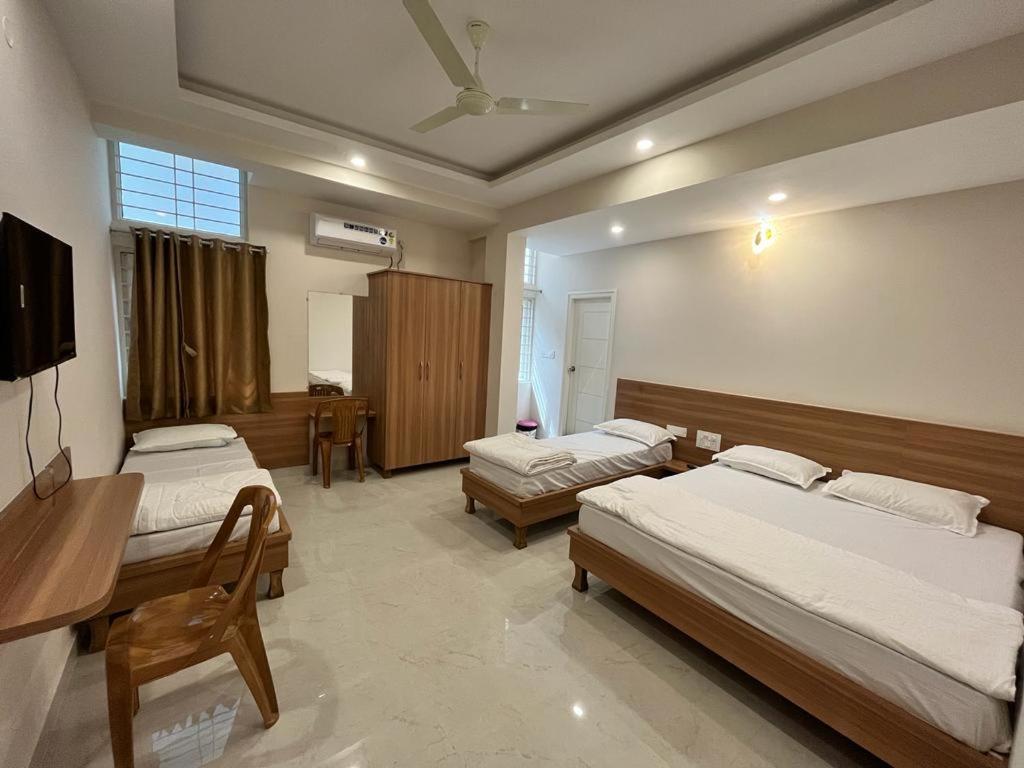 Seema Palace Inn 1 Km From Railwaystaion Mysore Exterior photo