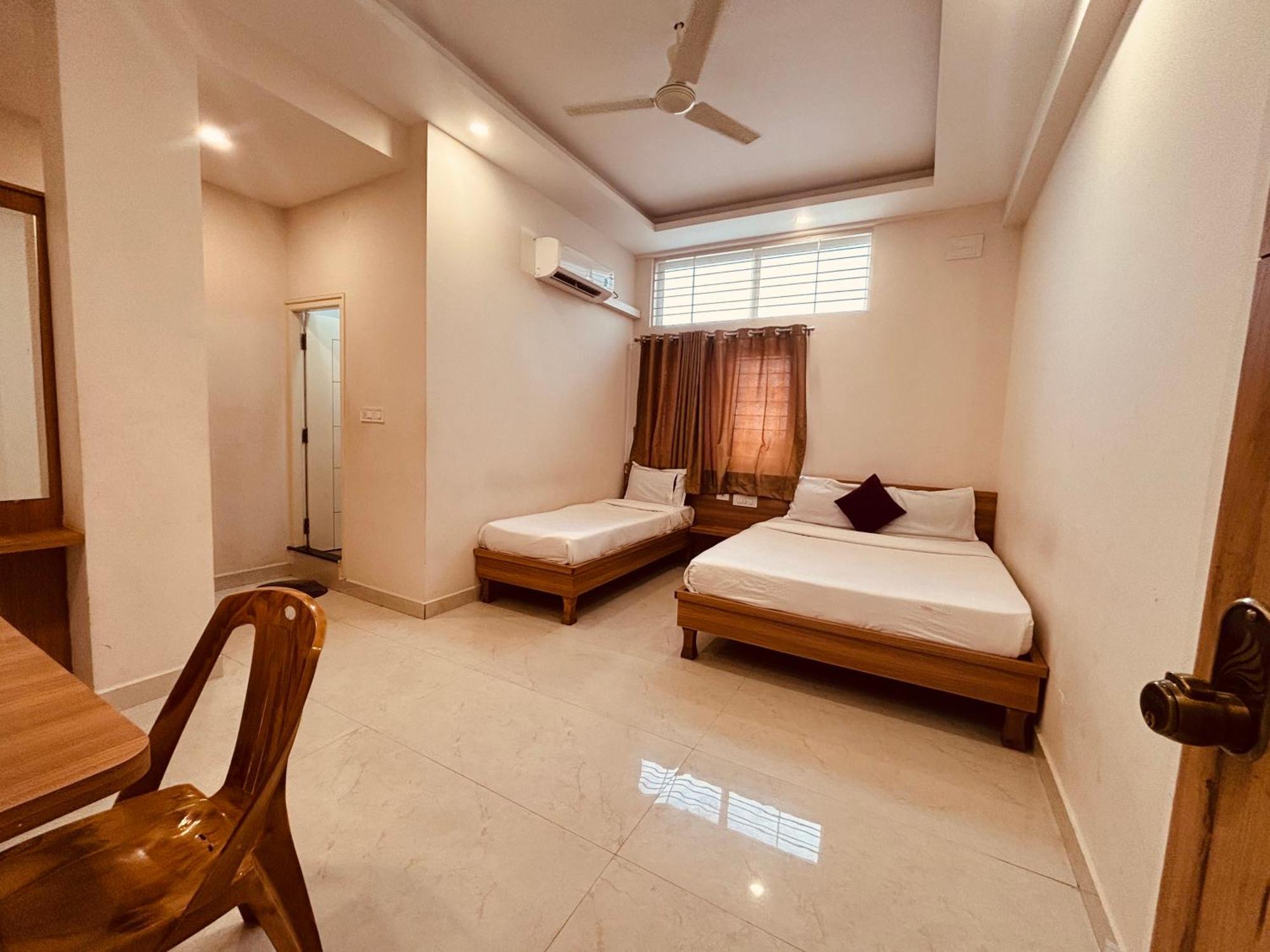 Seema Palace Inn 1 Km From Railwaystaion Mysore Exterior photo